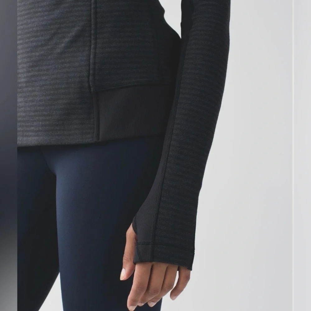 2015 Lululemon Bhakti Yoga Jacket Black Dark Slate Luon Luxtreme Size 8